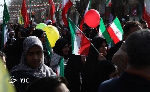 آغاز جشن بزرگ پیروزی انقلاب اسلامی در سراسر استان یزد+عکس و فیلم