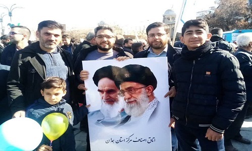 خروش مردم همدان در راهپیمایی بزرگ ۲۲ بهمن خروش مردم همدان در راهپیمایی بزرگ ۲۲ بهمن