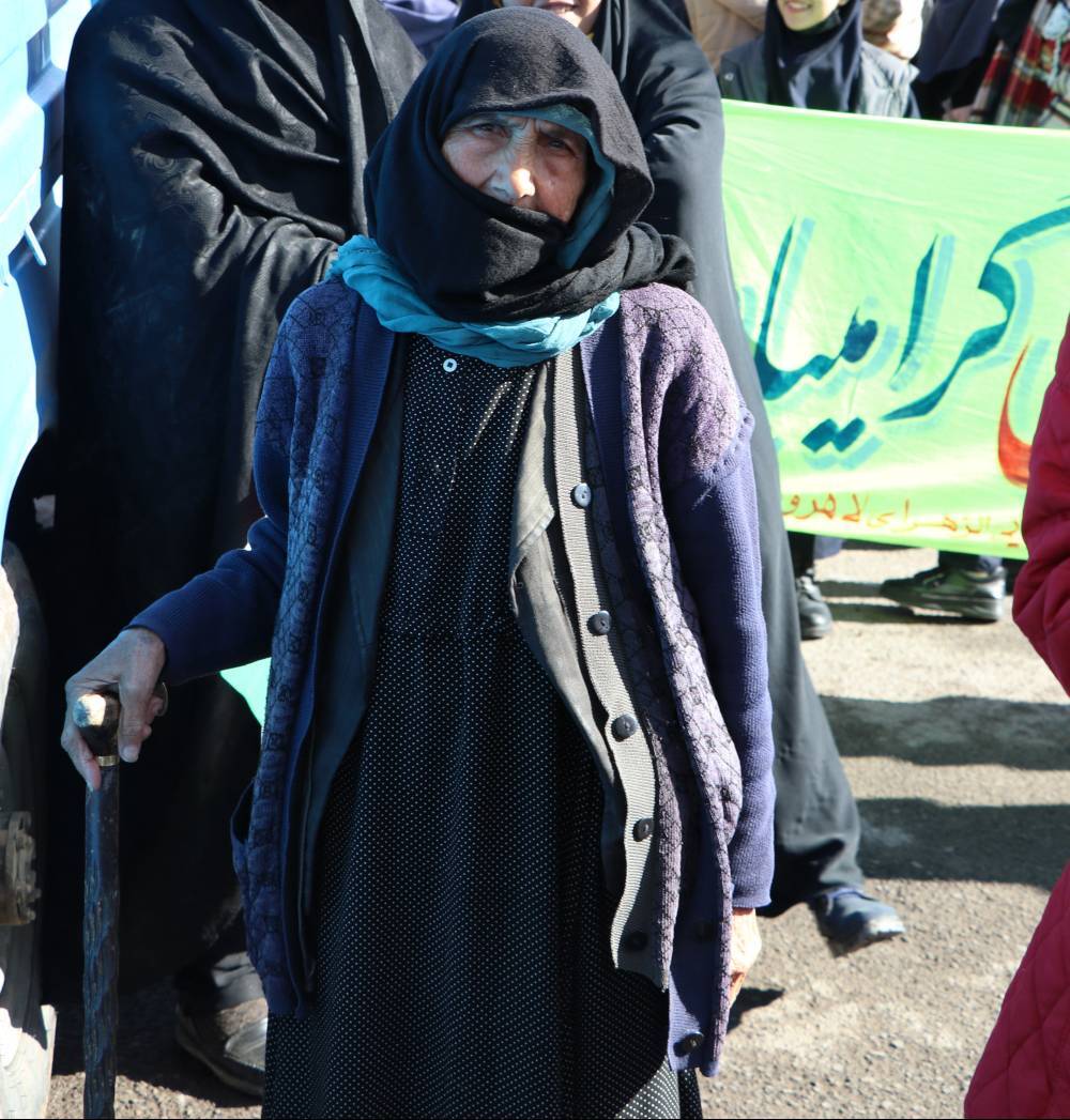 حضور سالمندان در راهپیمایی