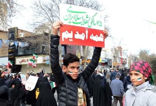 حضور سربازان دهه نودی امام زمان (عج) در جشن انقلاب در خرم&zwnj;آباد+تصاویر