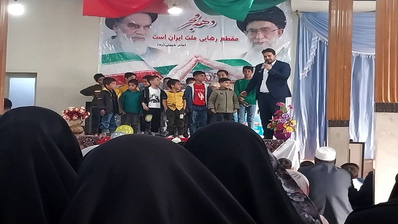 راهپیمایی پیروزی انقلاب اسلامی در روستای فشانجرد جغتای + فیلم و تصاویر