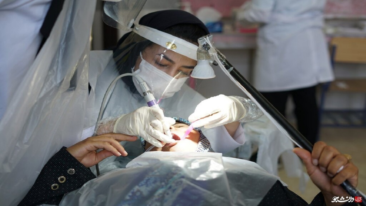 مرکز دندانپزشکی موقت رایگان ویژه مددجویان بهزیستی و کمیته امداد در چابهار راه‌اندازی شد