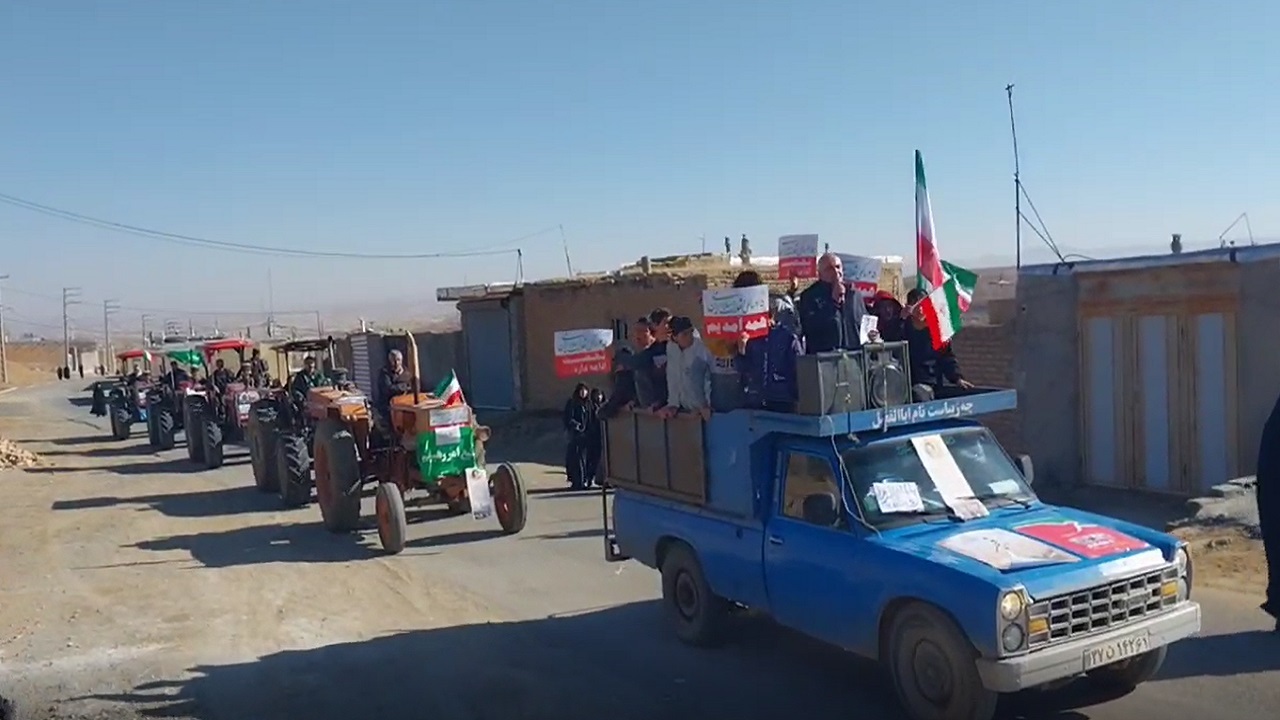 فیلمی از مراسم راهپیمایی روستای شیخ جعفر قروه