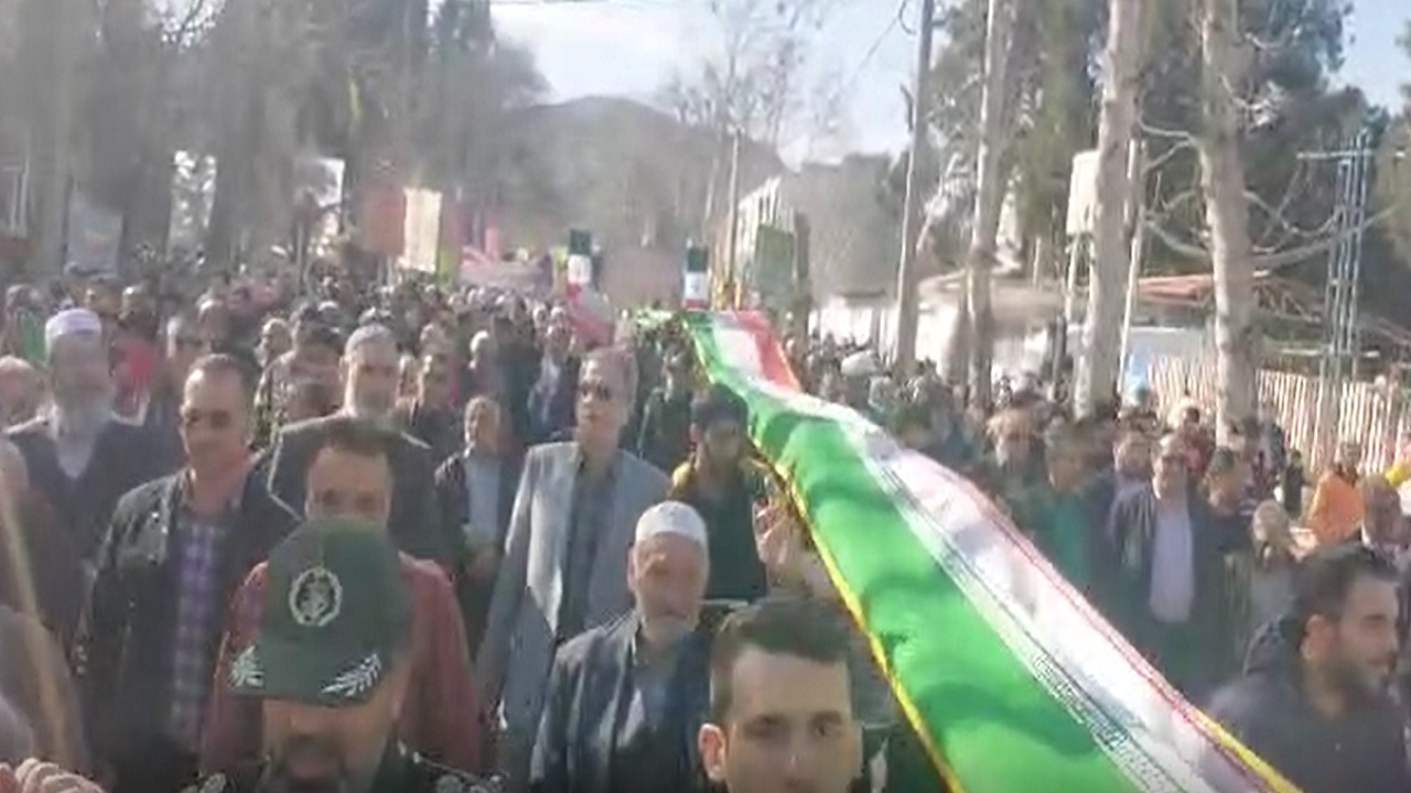 حماسه آفرینی مردم مینودشت در راهپیمایی ۲۲ بهمن امسال + فیلم
