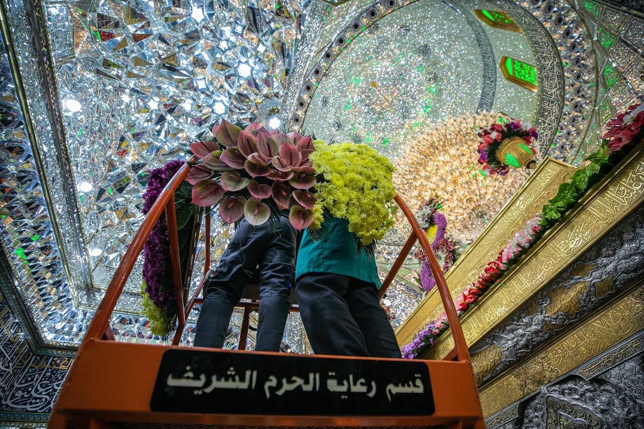 تزئین حرم مطهر امام حسین (ع)
