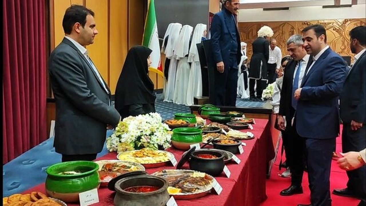 برپایی میز گردشگری خوراک در هفدهمین نمایشگاه گردشگری تهران