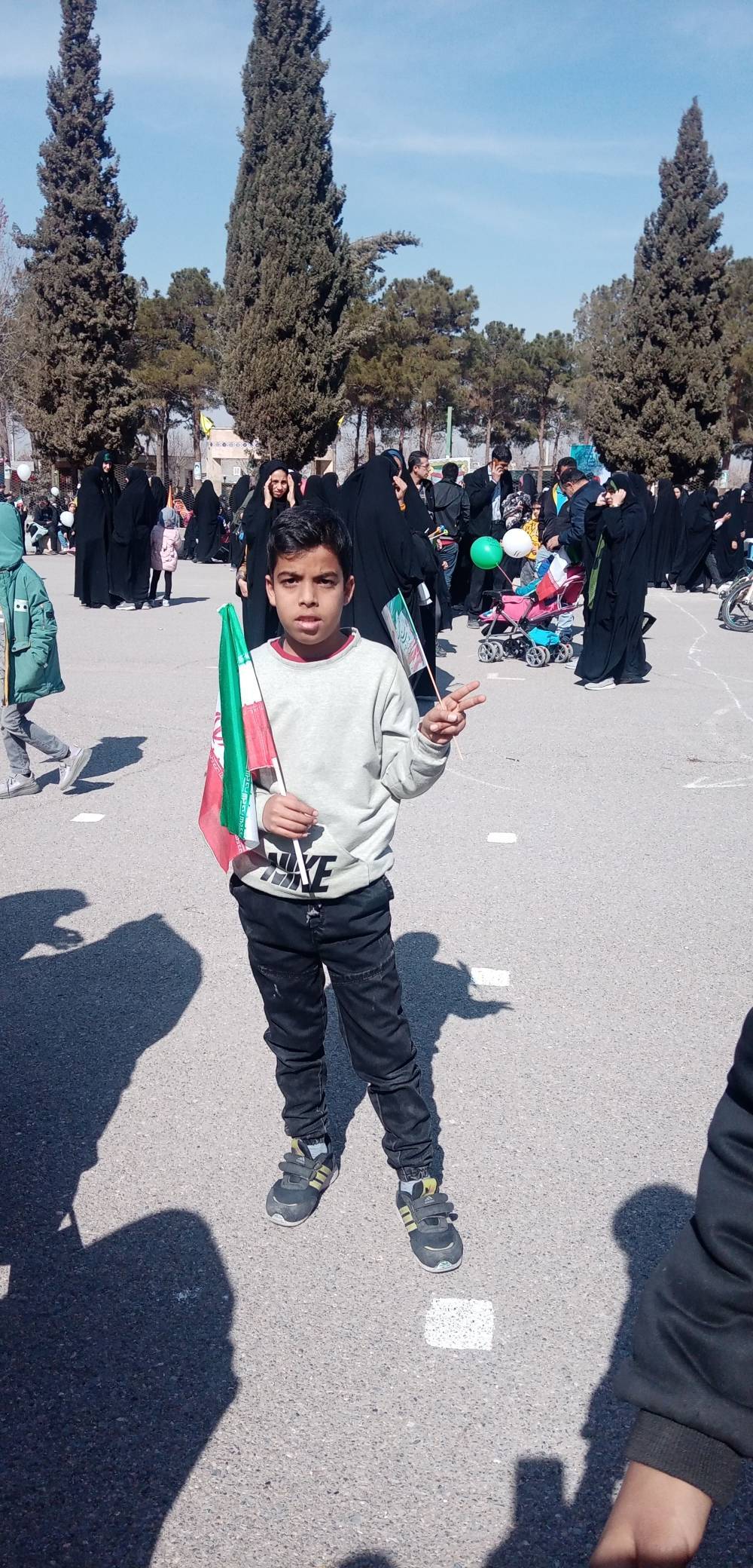 حضور کودکان در مراسم راهپیمایی