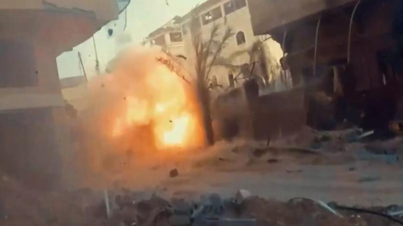 انفجار بمب در محل تجمع نظامیان صهیونیست در غزه
