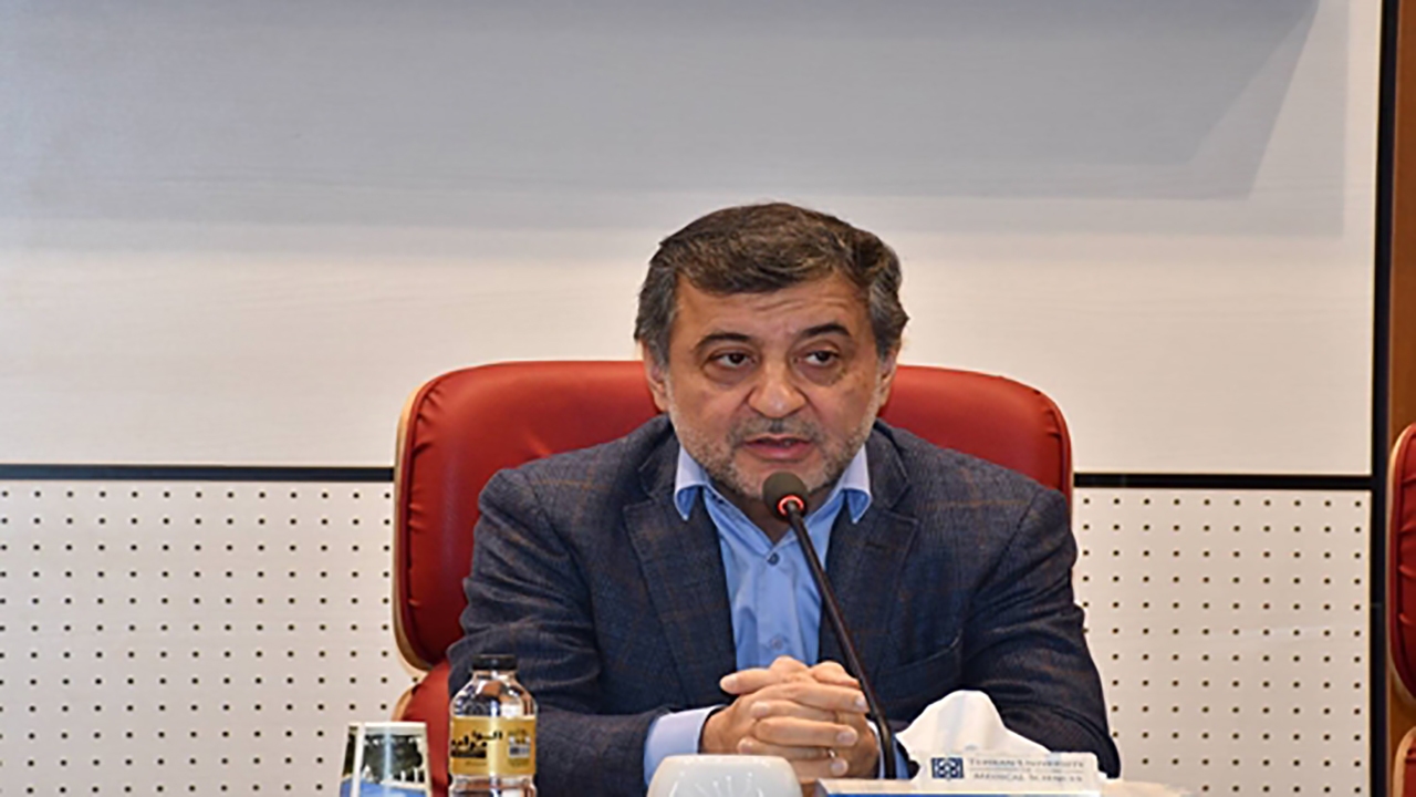 تحصیل بیش از ۸ هزار دانشجوی پزشکی از ۶۰ کشور جهان / دیگر نیازی به اعزام بیمار به خارج از کشور نیست