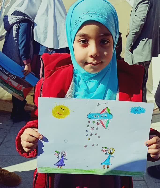 حضور کودکان در مراسم یوم الله 22 بهمن
