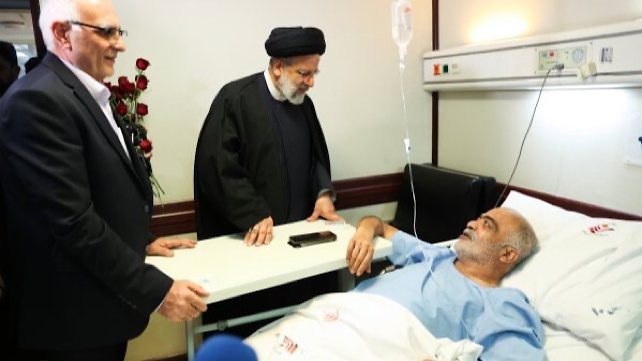 عیادت آیت‌الله رئیسی از تعدادی از جانبازان دفاع مقدس