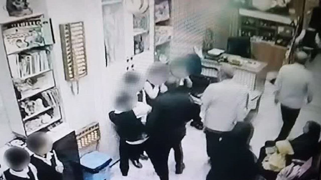 ضرب و شتم دانش آموزان خورموجی/مدیر خاطی عزل شد