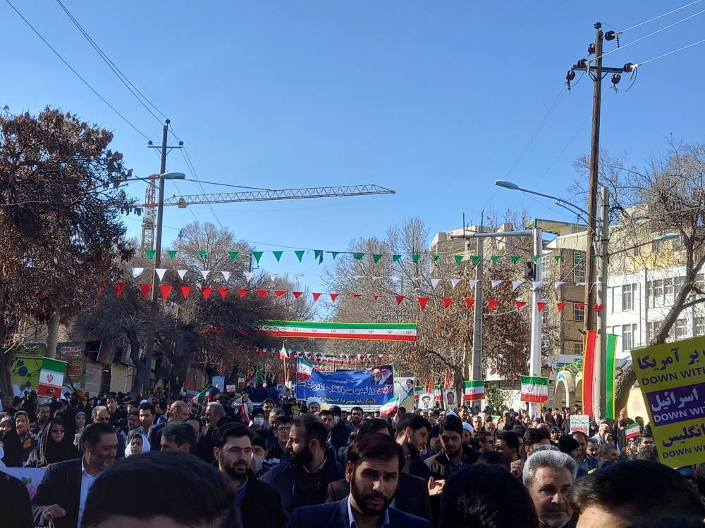 برگراری مراسم راهپیمایی یوم الله ۲۲ بهمن به وسعت کرمانشاه
