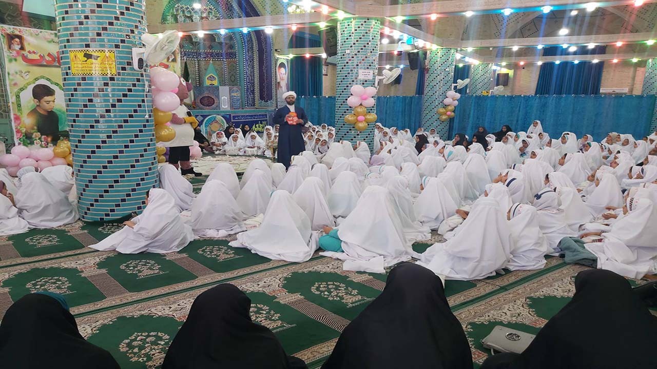 جشن تکلیف دانش آموزان شهرستان انار 