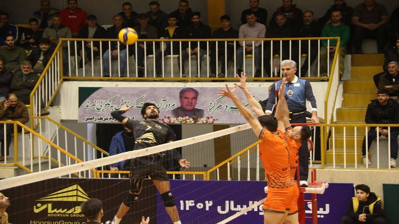 هورسان روی دور باخت