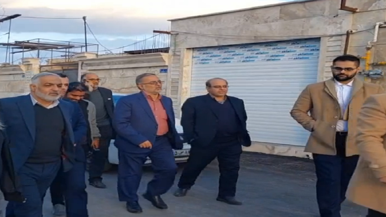 مسئولین اجرایی شهرستان دلیجان از روستای دودهک بازدید کردند
