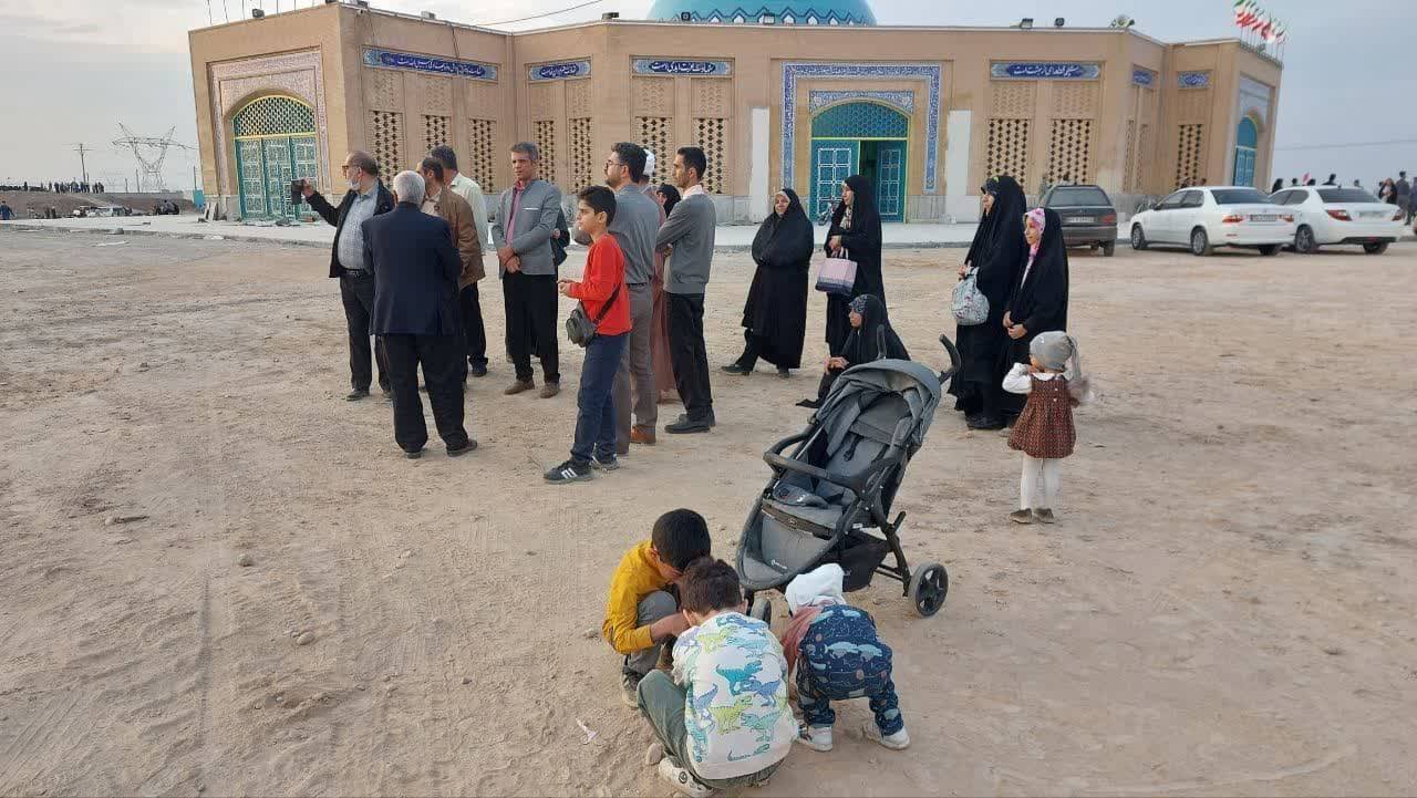 اعزام اساتید بسیجی به مناطق جنگی در قاب تصاویر