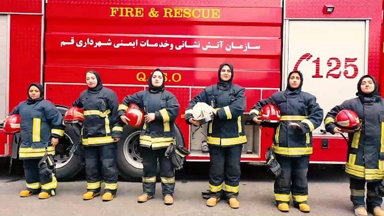 عقد قرارداد همکاری آموزشی با آتش‌نشانان خانم در قم