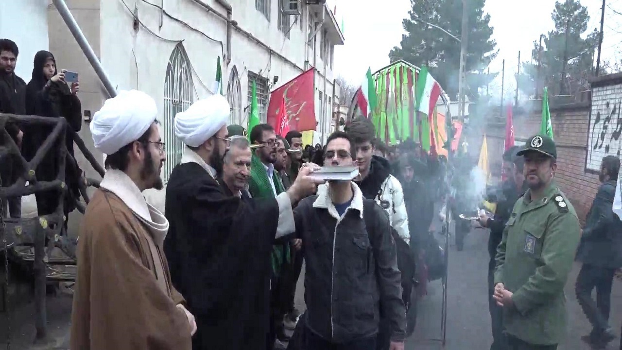 اعزام کاروان راهیان نور از آذرشهر به مناطق جنگی جنوب