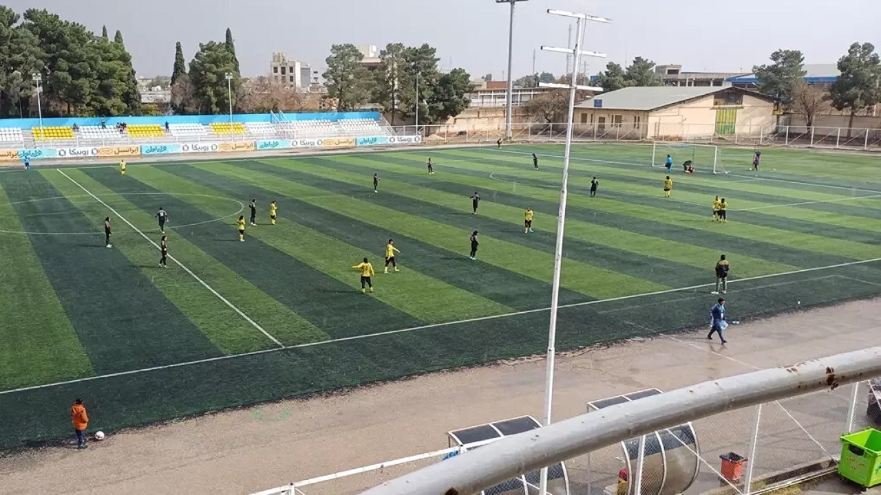 تساوی دیدار  بانوان سپاهان و ایساتیس