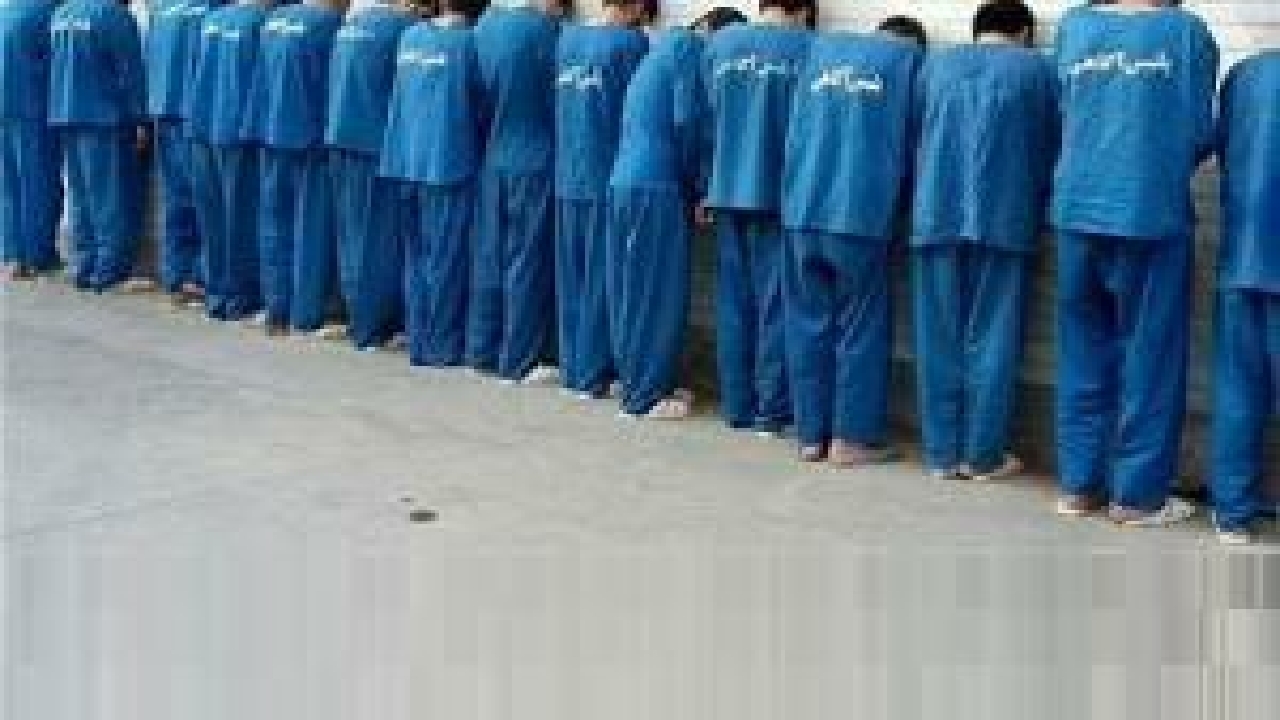 دستگیری ۵۲ محکوم متواری در گیلان