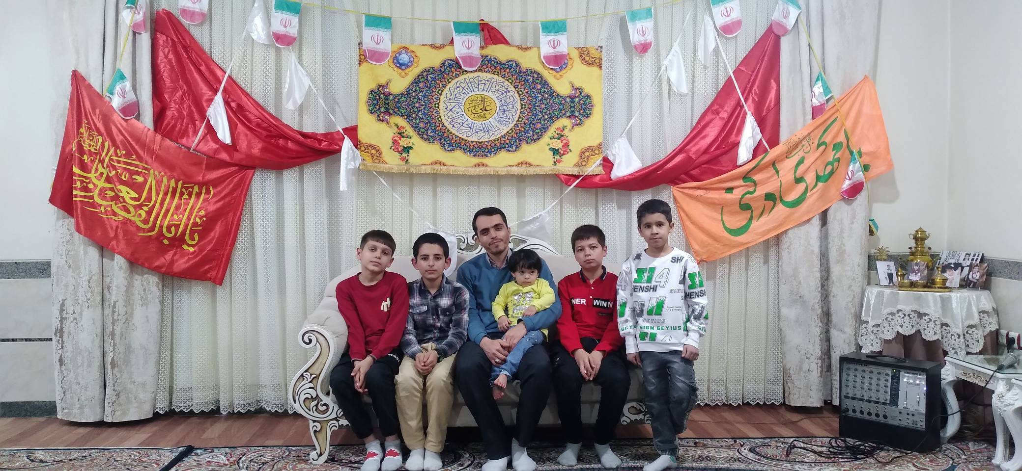 حضور کودکان در جشن اعیاد شعبانیه
