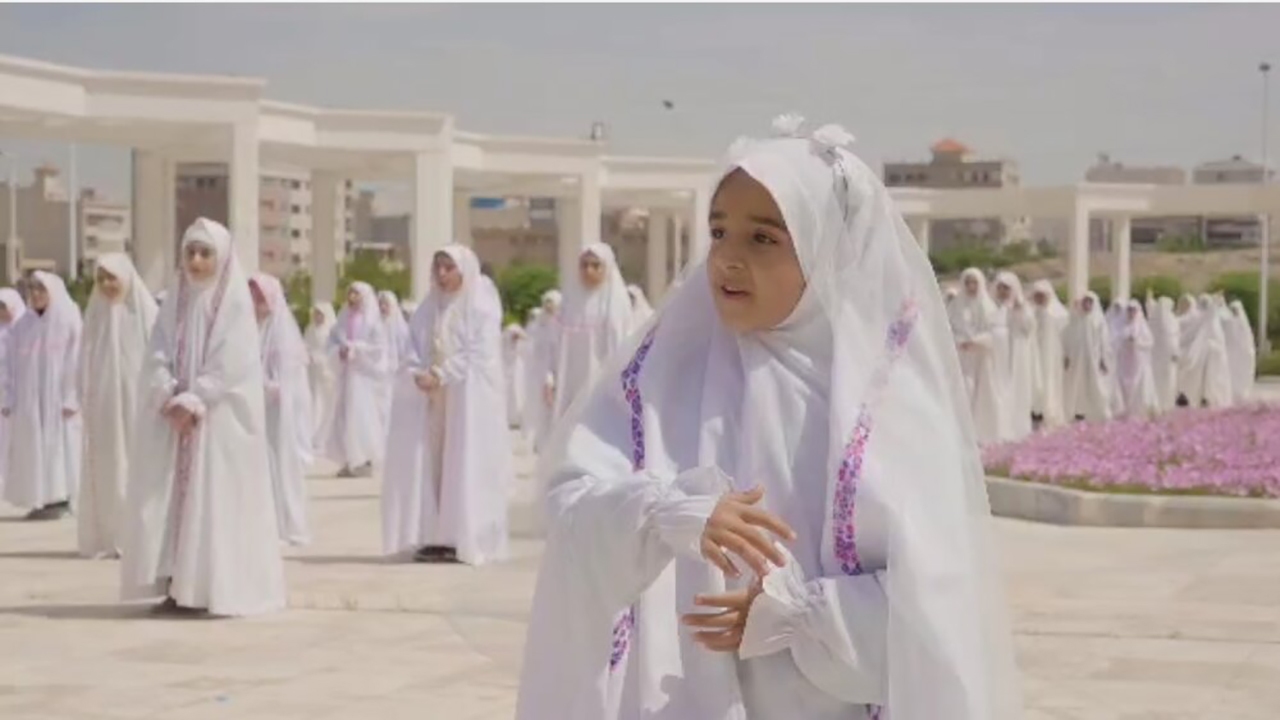 مشارکت ۲۲۰ دانش آموز قشم درساخت نماهنگ عزیزم مهدی (عج)