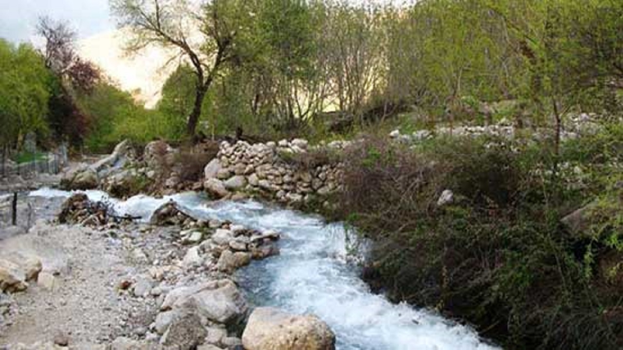 بارش باران رودخانه کاوات جوانرود را متلاطم کرد + فیلم