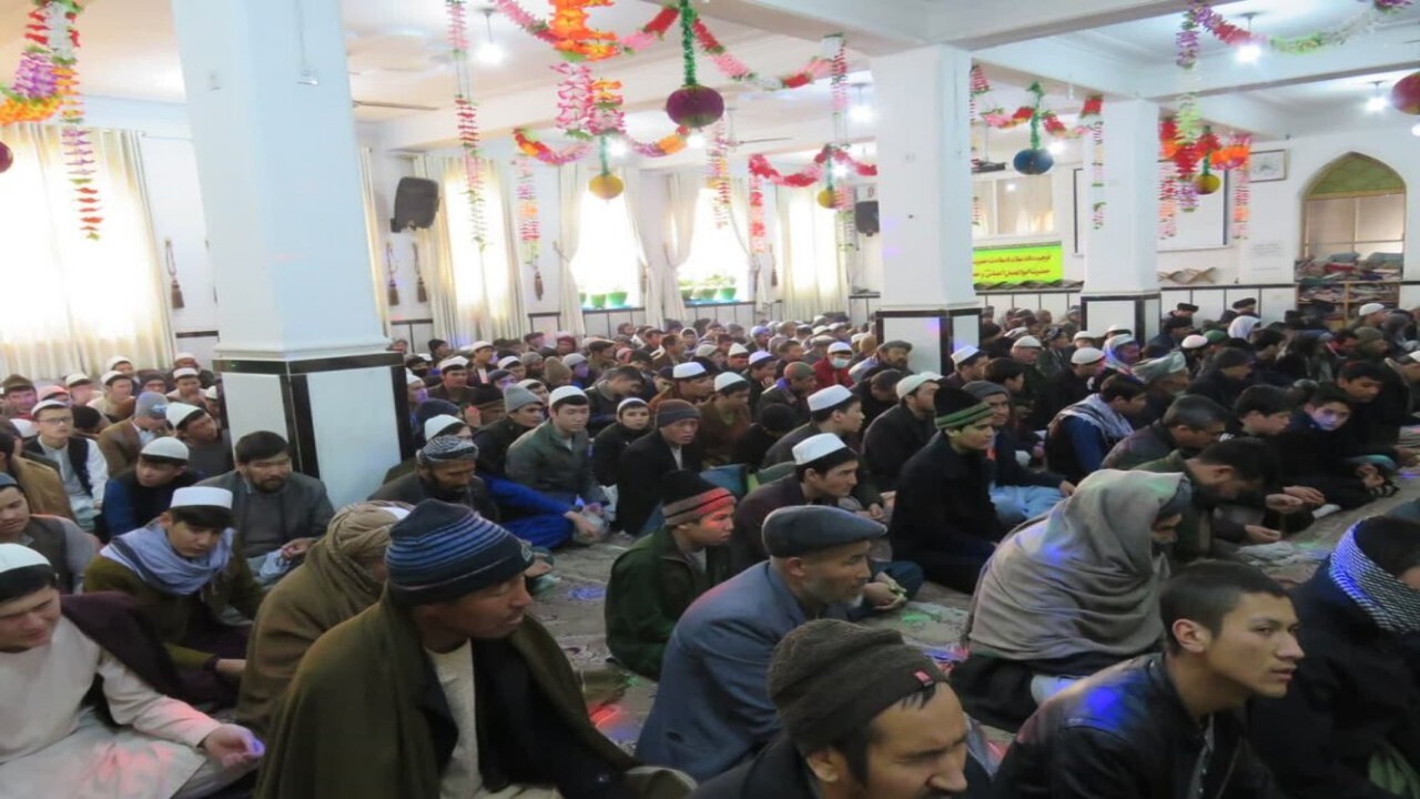 برگزاری جشن میلاد امام حسین(ع) در مشهد + فیلم