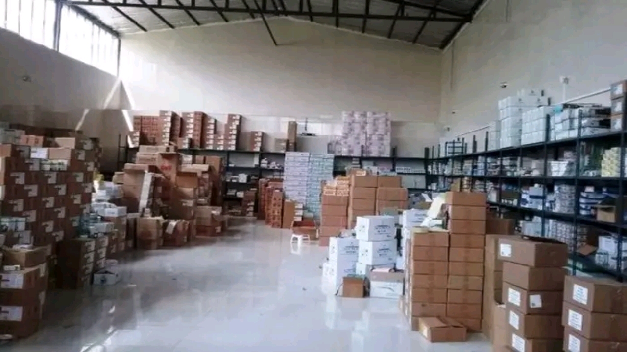 کشف مواد خوراکی قاچاق در گرگان