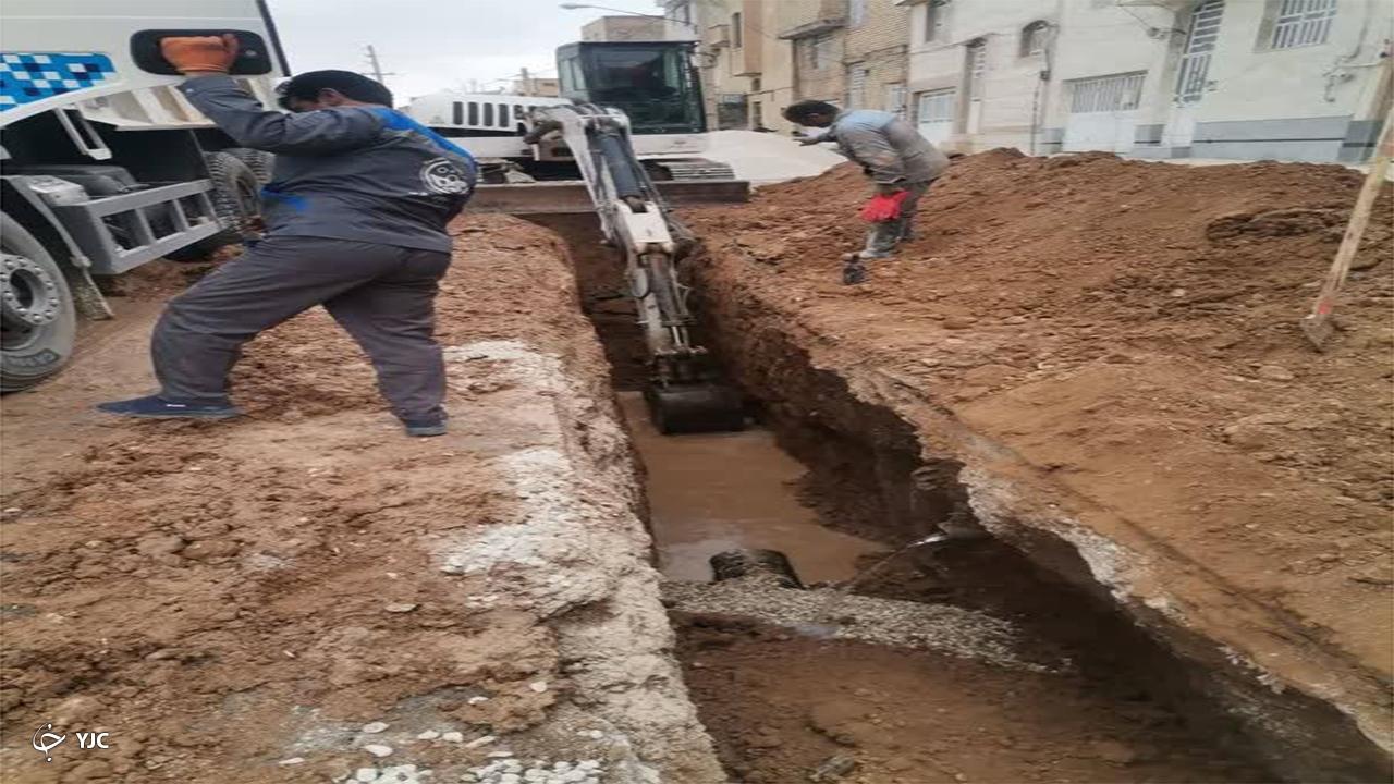 بازسازی و نوسازی سه کیلومتر شبکه فاضلاب شیراز