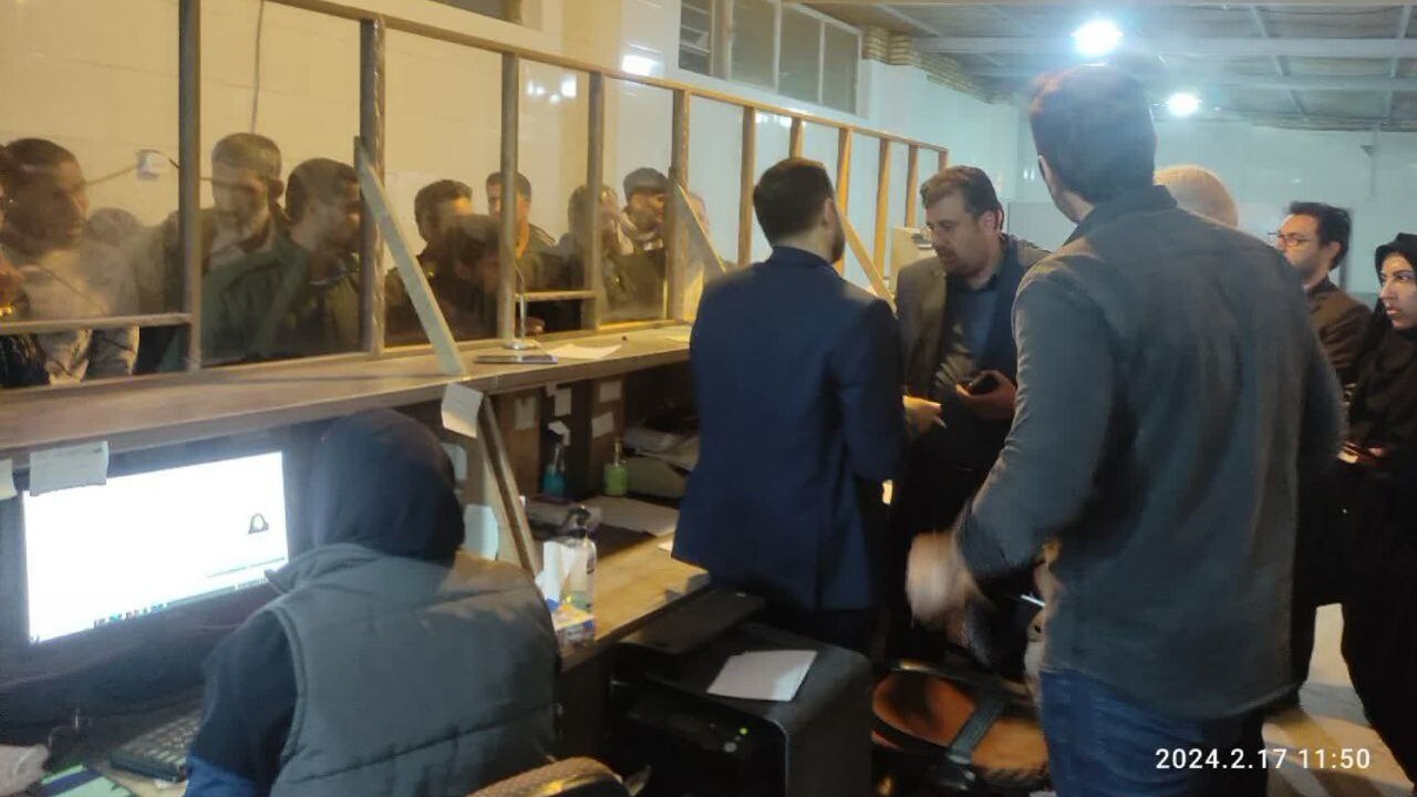 بازدید سرزده مدیر کل امور اتباع کرمان از دفاتر کفالت