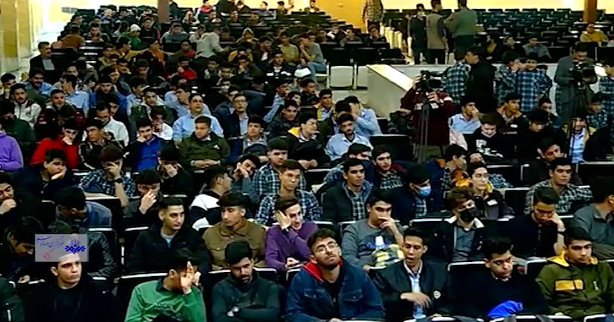 برگزاری جشن تکلیف سیاسی ویژه رای اولی‌ها