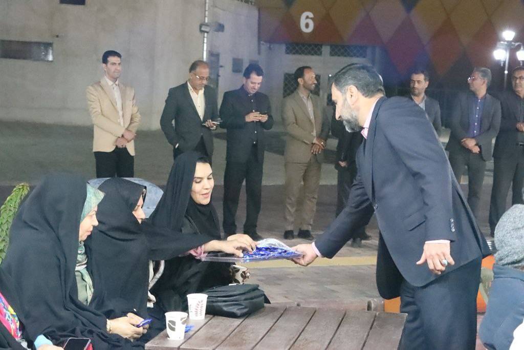 پذیرایی از بانوان
