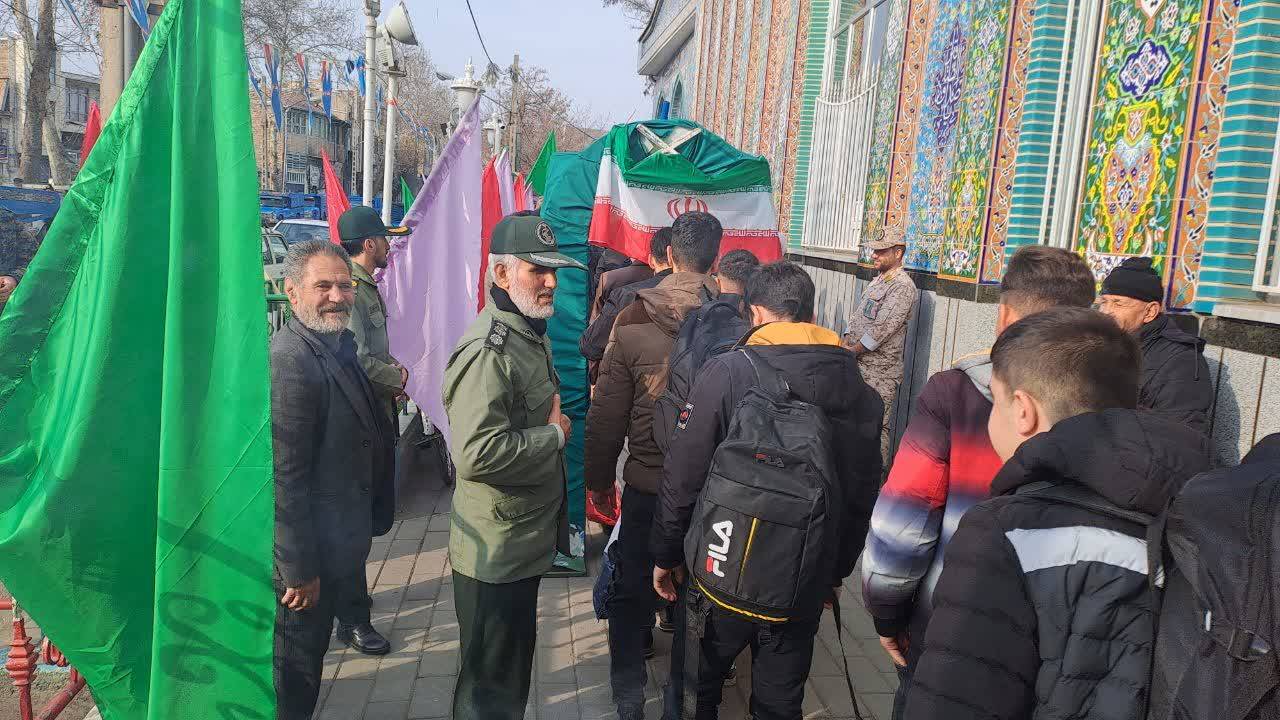 اعزام کاروان راهیان نور به مناطق جنگی جنوب