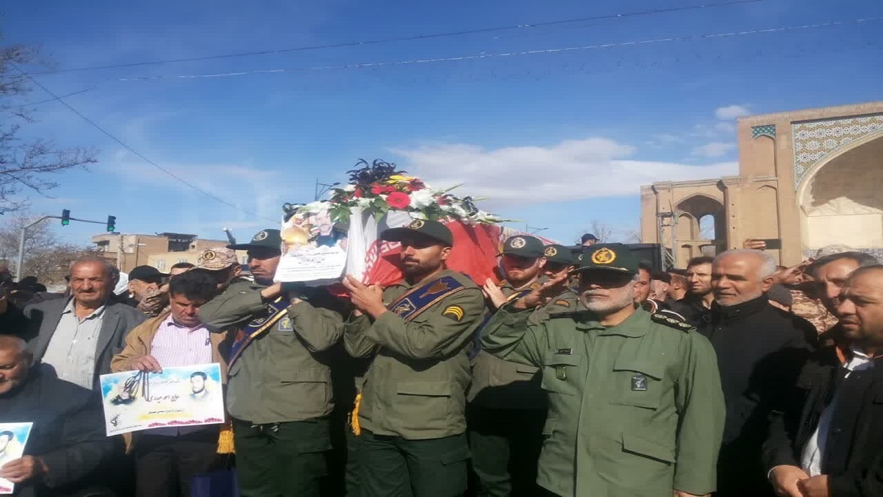 تشییع سردار احمد حیدری فرمانده گردان حضرت محمدرسول الله (ص)