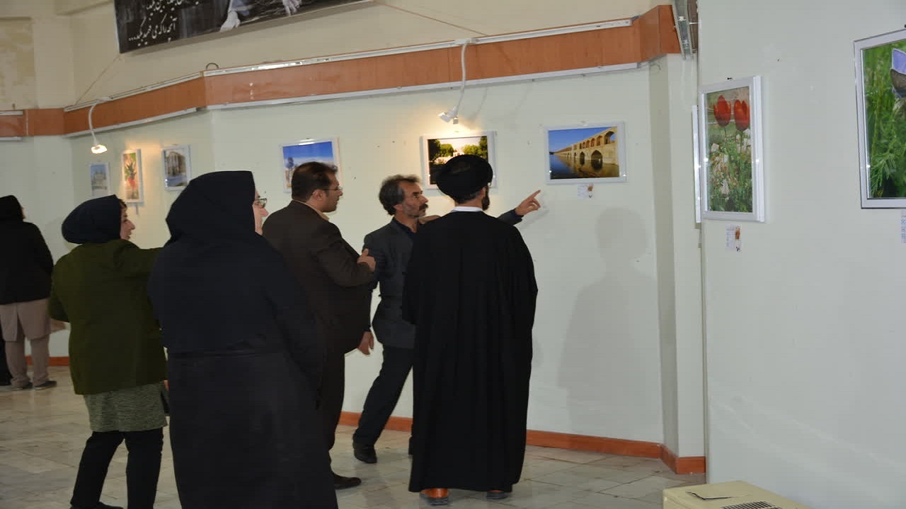 گشایش نمایشگاه عکاسی در شهرکرد