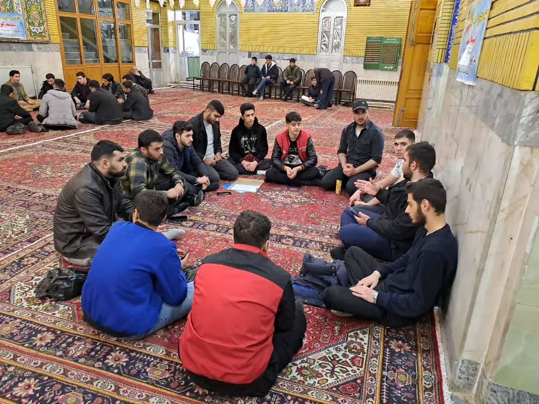 راه اندازی حلقه های صالحین در خوی