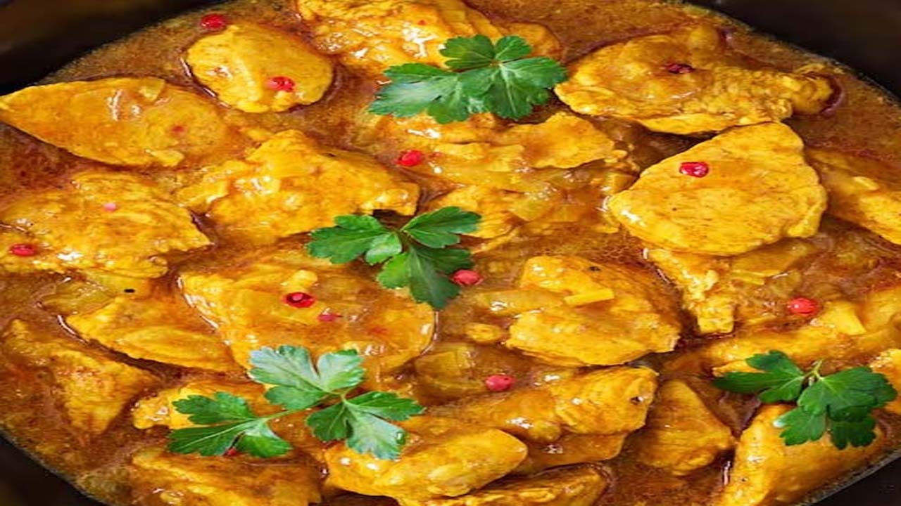 ۲۰ راز کلیدی خوشمزه شدن خورشت مرغ