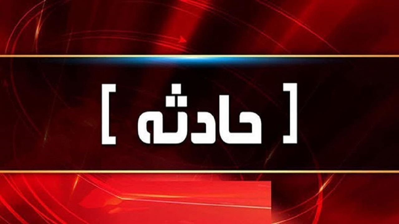 تصادف اتوبوس و نیسان در اتوبان قم-تهران
