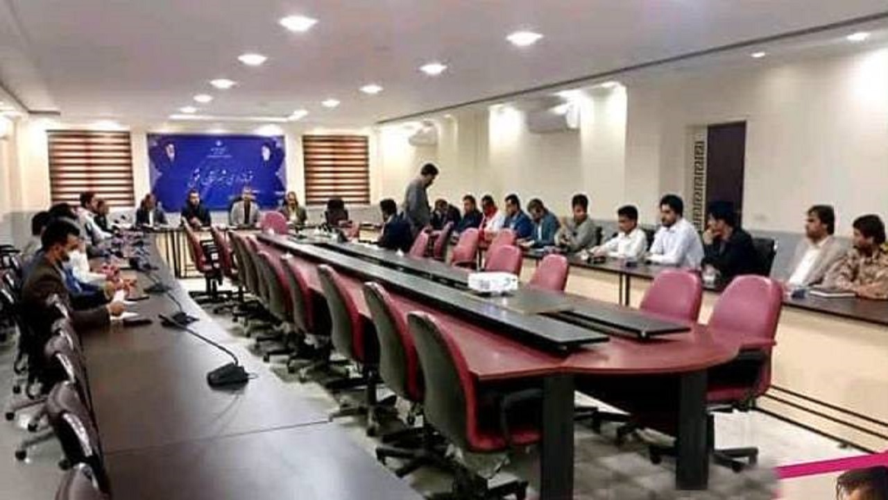 اولین جلسه‌ خدمات سفرهای نوروزی شهرستان فنوج برگزار شد