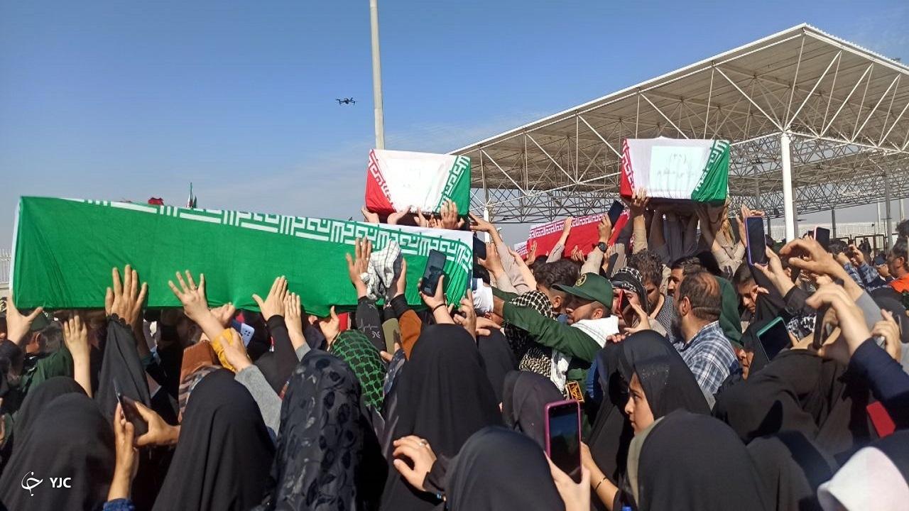 ورود پیکر مطهر ۳۴ شهید تازه تفحص‌شده از مرز شلمچه + فیلم و تصاویر
