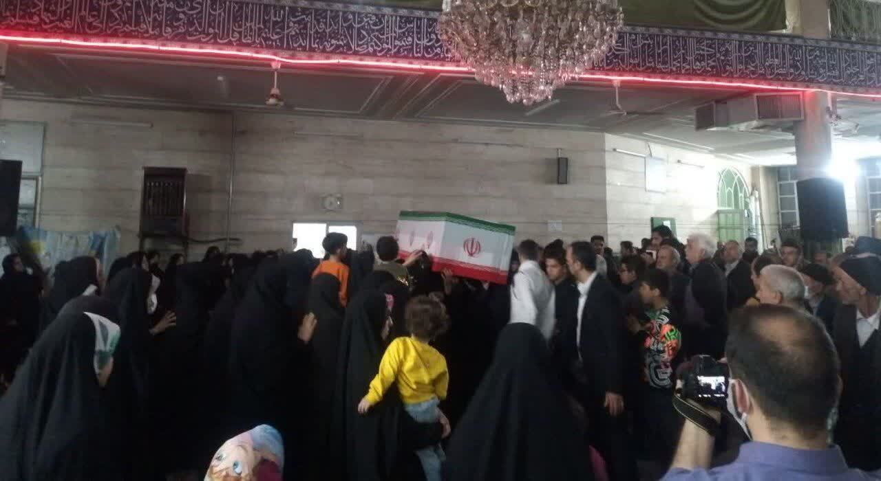تشییع نمادین شهید