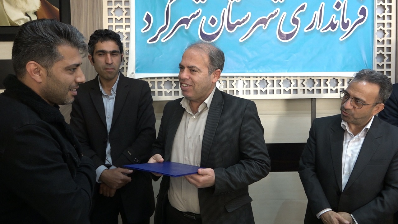 اهدای زمین‌های جوانی جمعیت به خانواده‌های روستای وانان