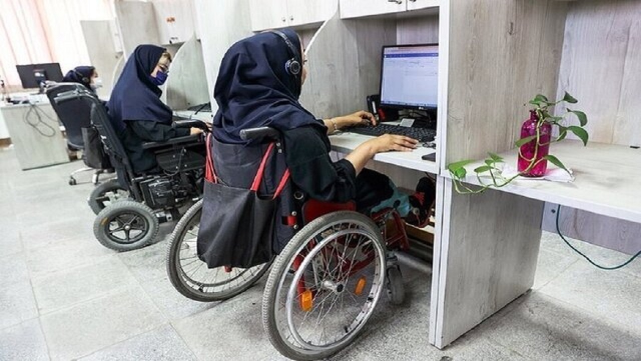 ۱۰۰ فرد معلول در ادارات کردستان استخدام می شوند
