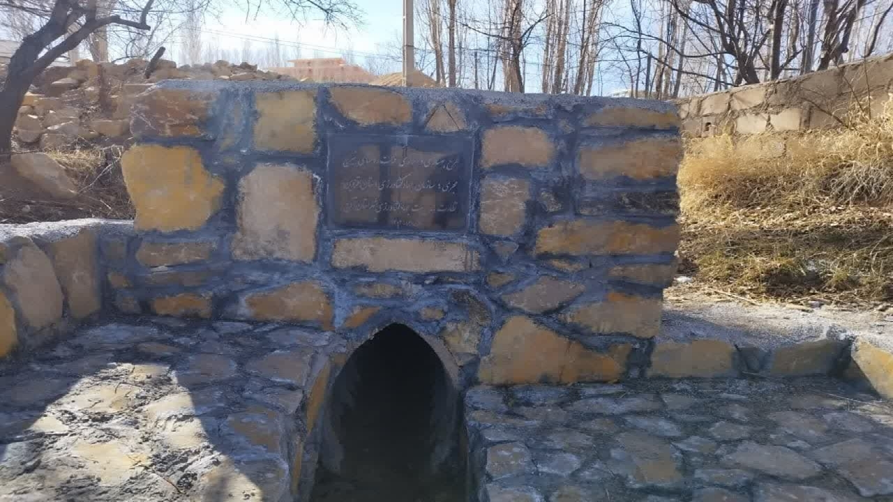 نوسازی و بهسازی ۶ رشته قنات در شهرستان آوج