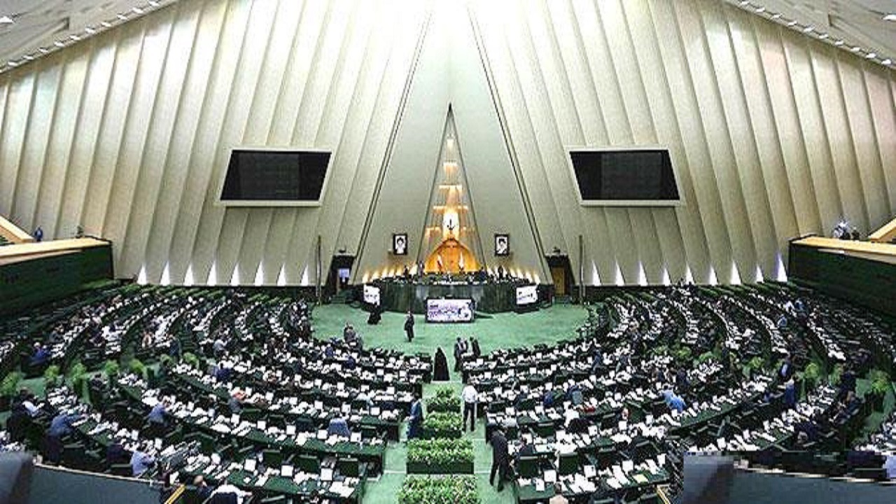 مجوز مجلس به جمعیت هلال احمر و سازمان اورژانس برای خرید آمبولانس