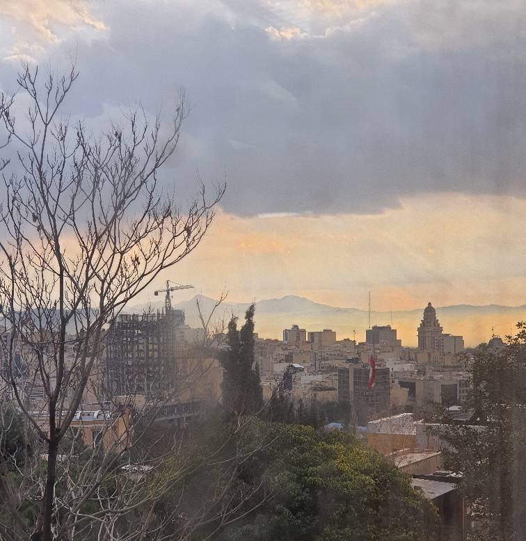 آسمان ابری تهران