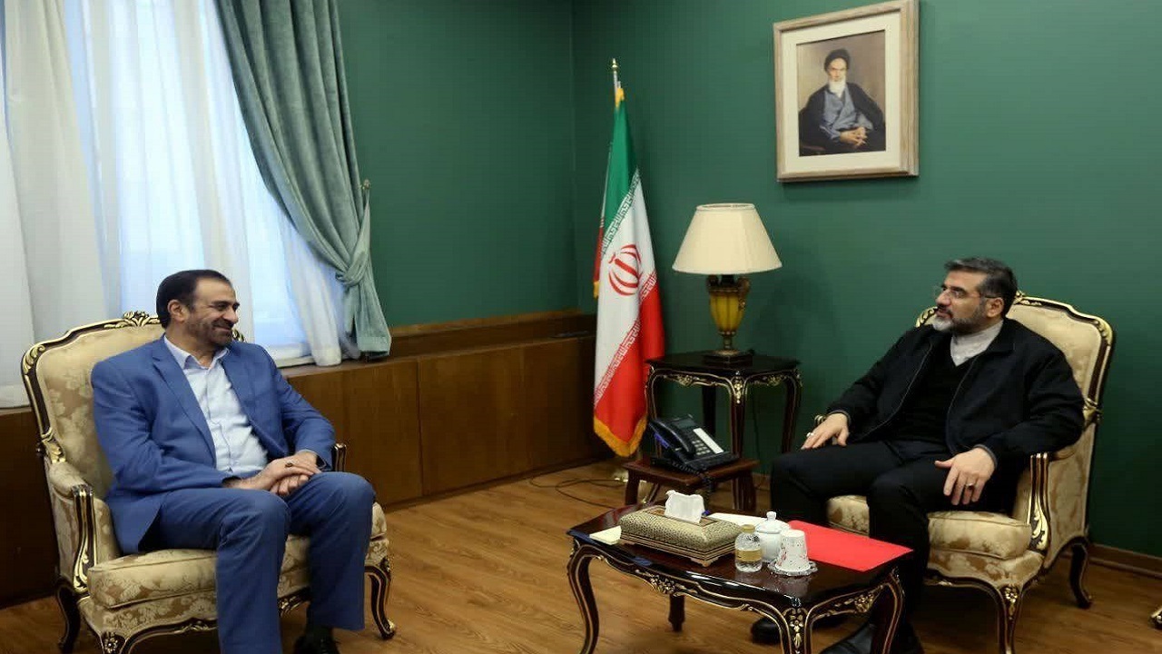 چهارمحال و بختیاری دارای مشاهیر متعددی در حوزه فرهنگی است