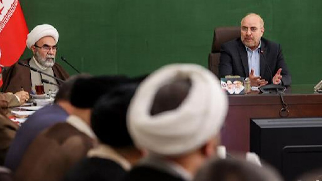 دلدادگان انقلاب اسلامی به خاطر رقابت بذر ناامیدی در جامعه نمی‌کارند